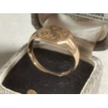 9ct Gold Signet Ring, size Q, 4.2g