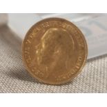 1915 22ct Gold Half Sovereign Coin - 4.00g