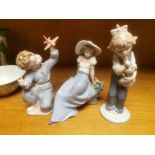 Trio of Nao Lladro Figures