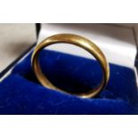 22ct Gold Wedding Band Ring, size Q