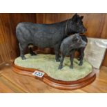 Limited Edition Border Fine Arts Classics Aberdeen Angus Cow & Calf by Jack Crewdson - with packagin