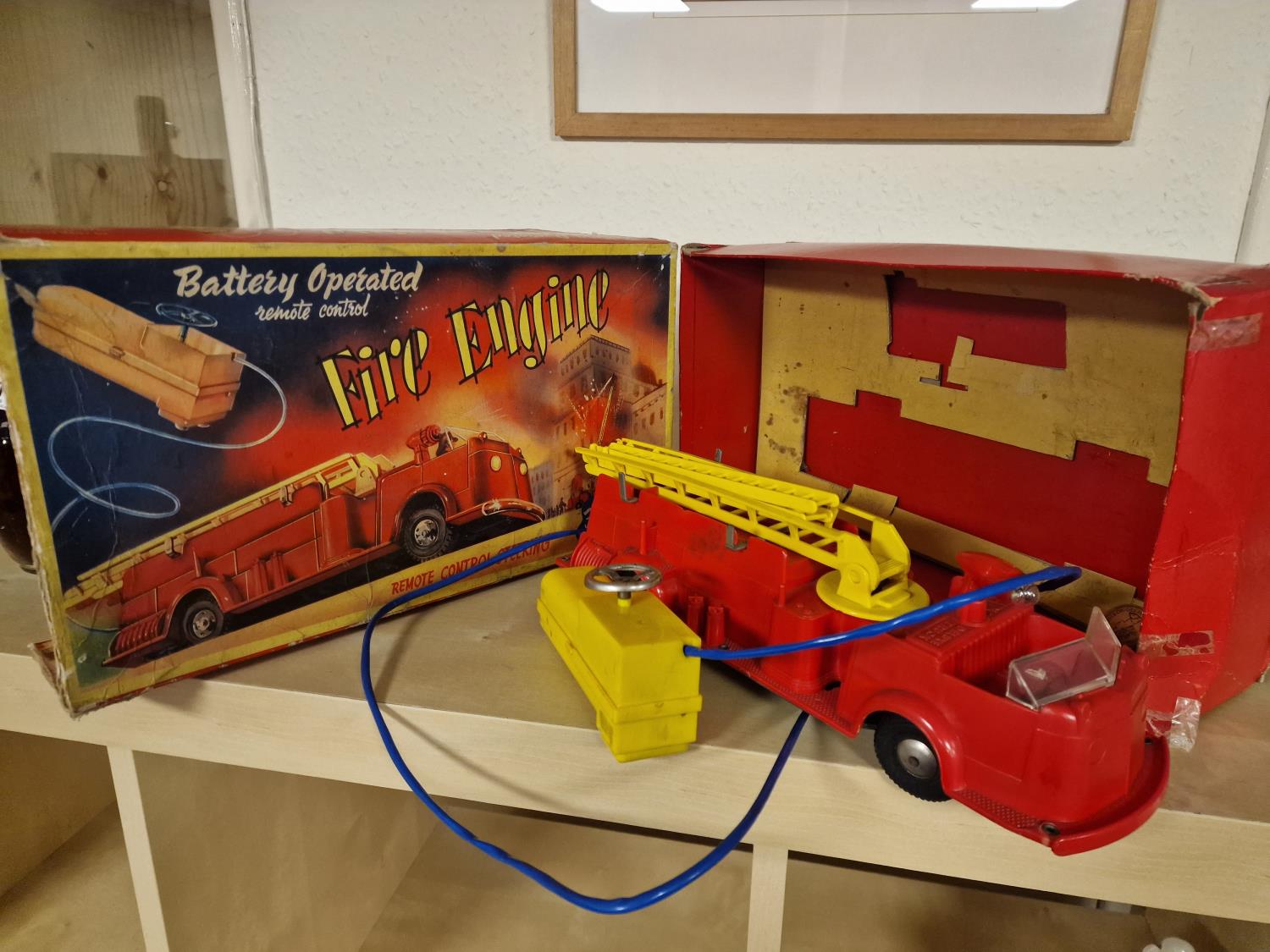 Louis Marx Boxed Deluxe Truck Fire Engine Vintage Toy
