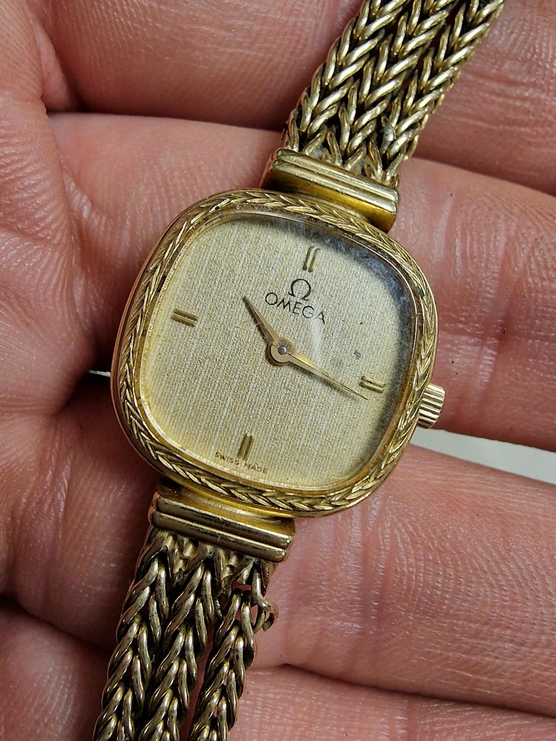 Omega Ladies 9ct Gold Wristwatch - 23.9g total - Image 2 of 5