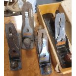 Set of 4 Woodworking Planes Tools, comprising 2 Record and 2 Stanley (one of which is a boxed Jack P