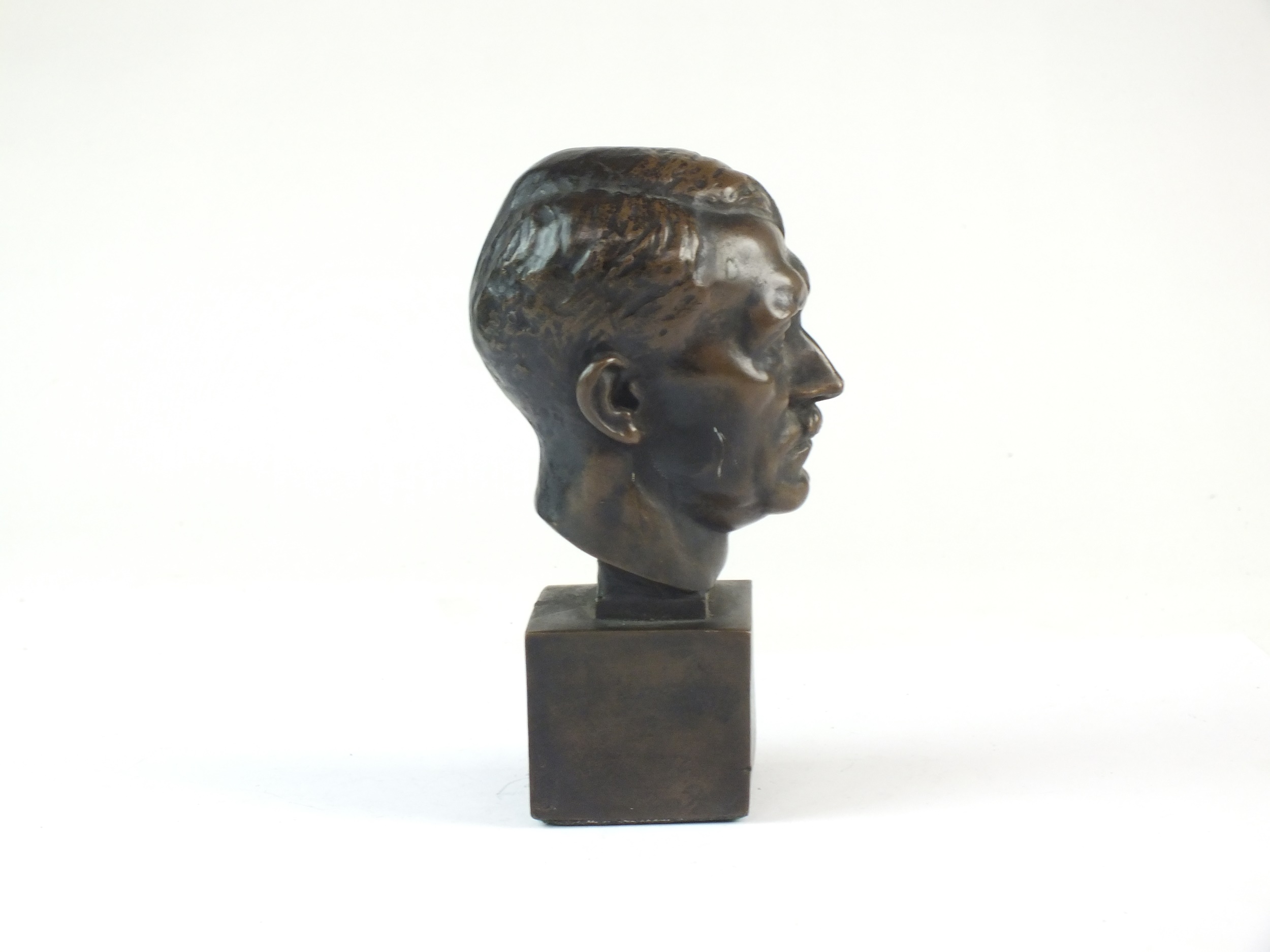 Desk bust of Adolf Hitler after Hedwig Maria Ley - Image 6 of 7