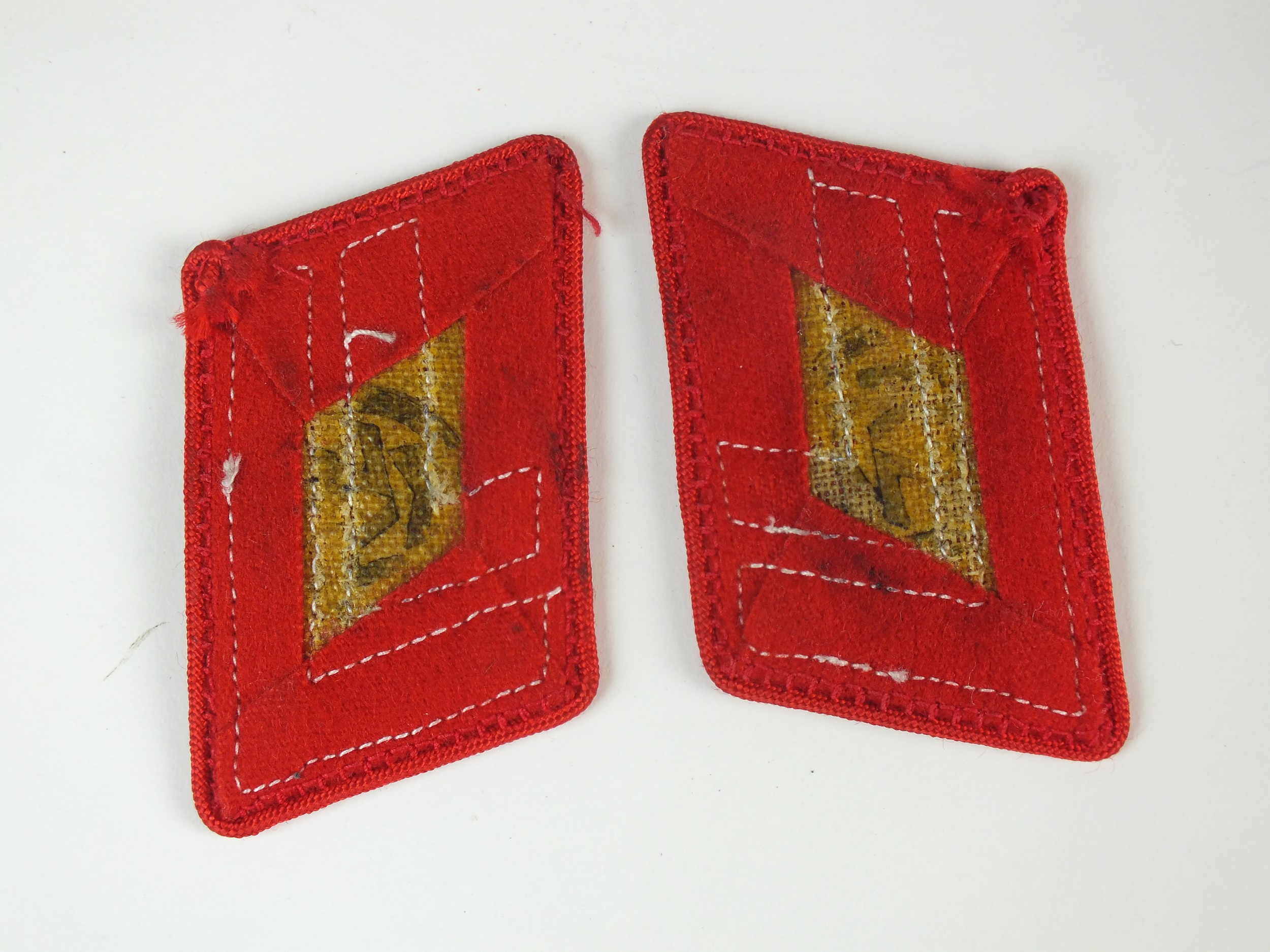 Scarce pair of pre-1938 NSDAP Hauptstellenleiter collar tabs, Gau level - Image 2 of 2