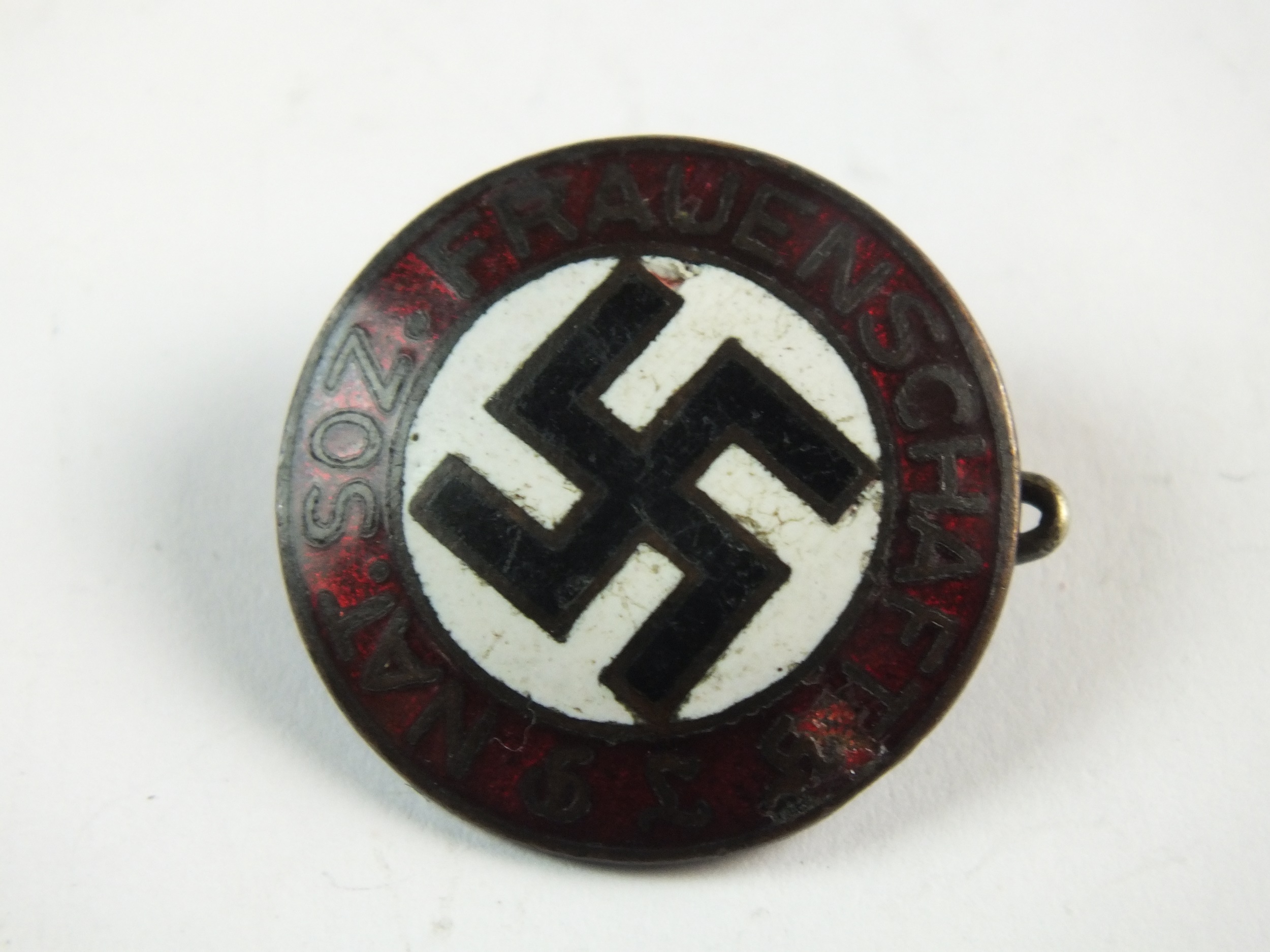 German Third Reich Party Member's badge and a Frauenschaft badge - Image 5 of 6