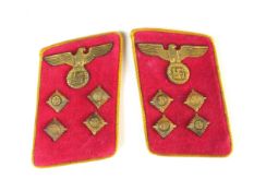 A pair of German NSDAP Gemeinschaftsleiter collar tabs, Reichs level, circa 1936-39