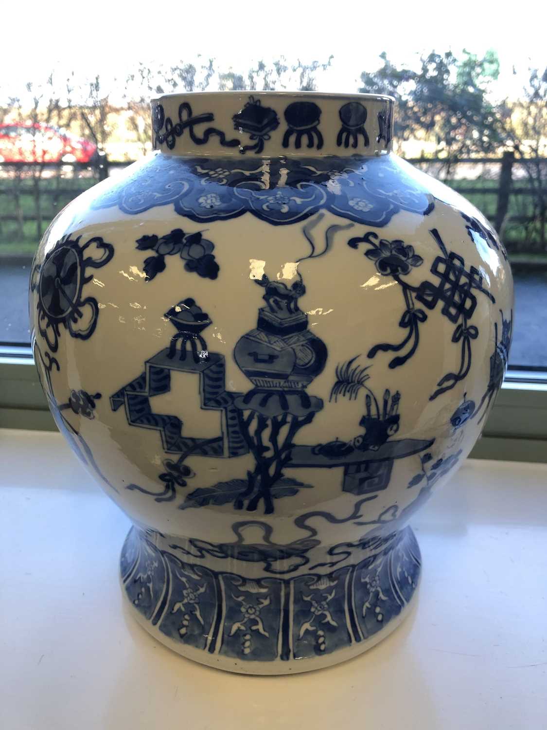 A Chinese blue and white jar and cover, Kangxi six-character mark and possibly period - Image 8 of 11