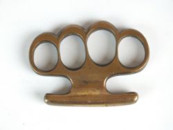 First World War trench combat knuckle duster