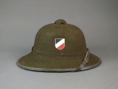 Second World War German Army tropical pith helmet