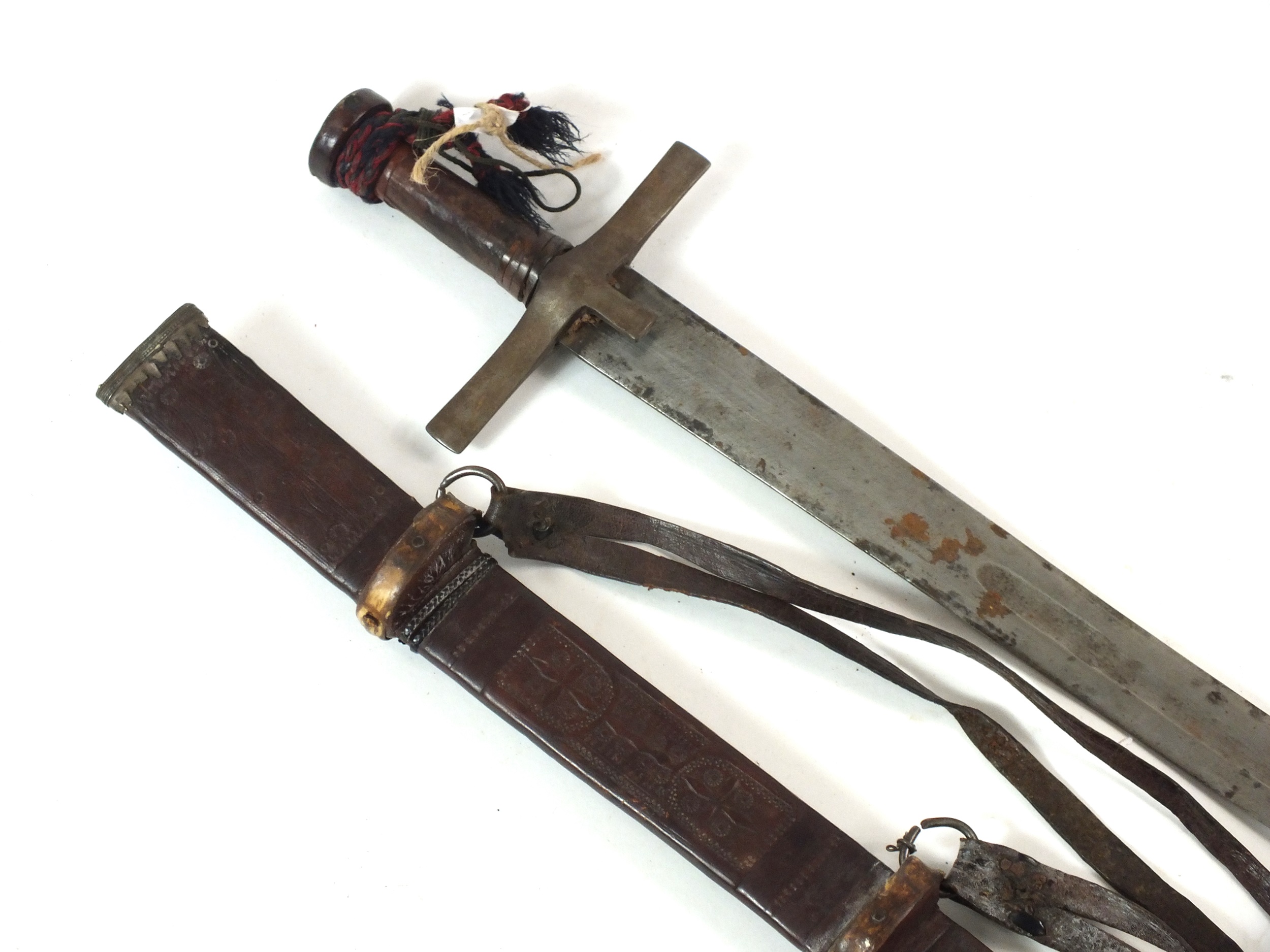 Sudanese Kaskara sword - Image 2 of 10