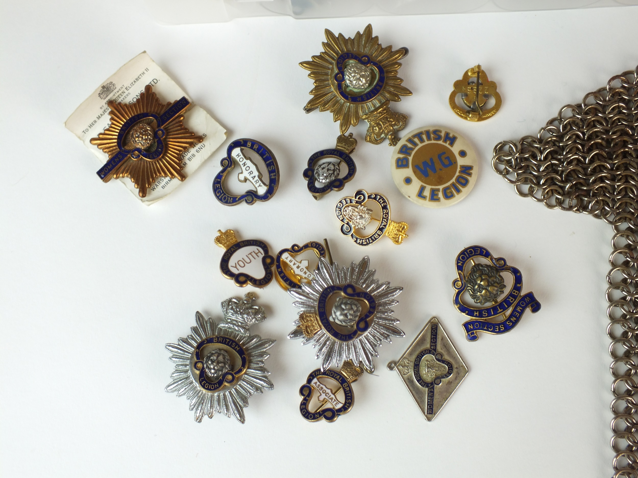 Shropshire Military badges and buttons - Image 4 of 4