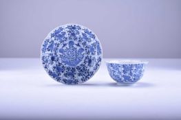 A Chinese blue and white bowl and stand from the Vung Tau cargo, Kangxi