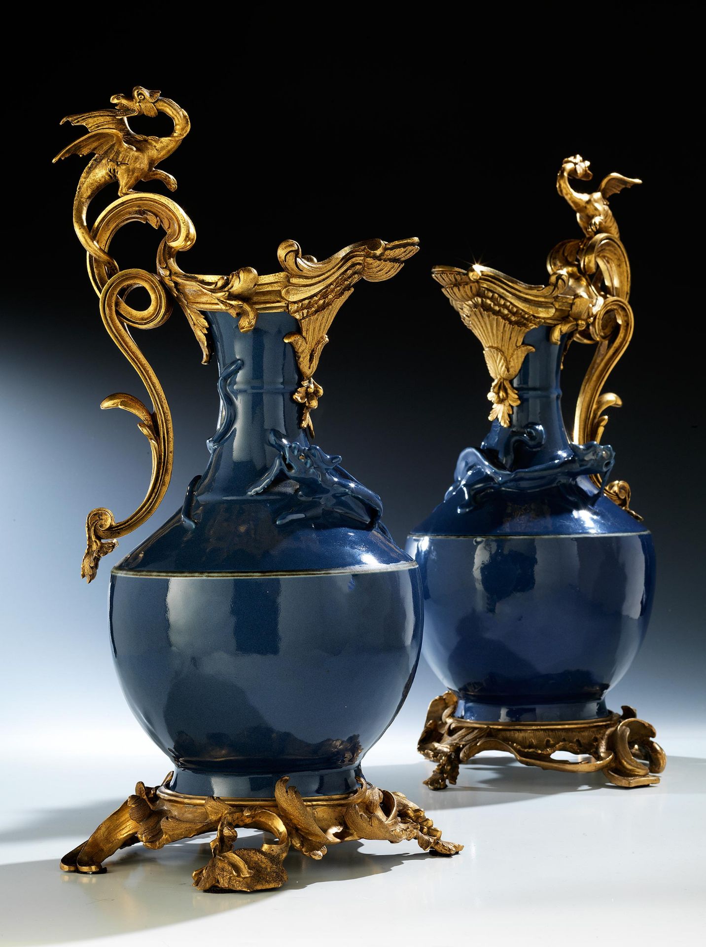 Ein Paar chinesische Vasen mit Ormolu-Montierung