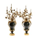 Paar Vasenkandelaber im Louis XV-Stil