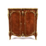 Halbschrank im Louis XV-Stil