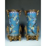 Paar japanoise Cloisonné-Vasen