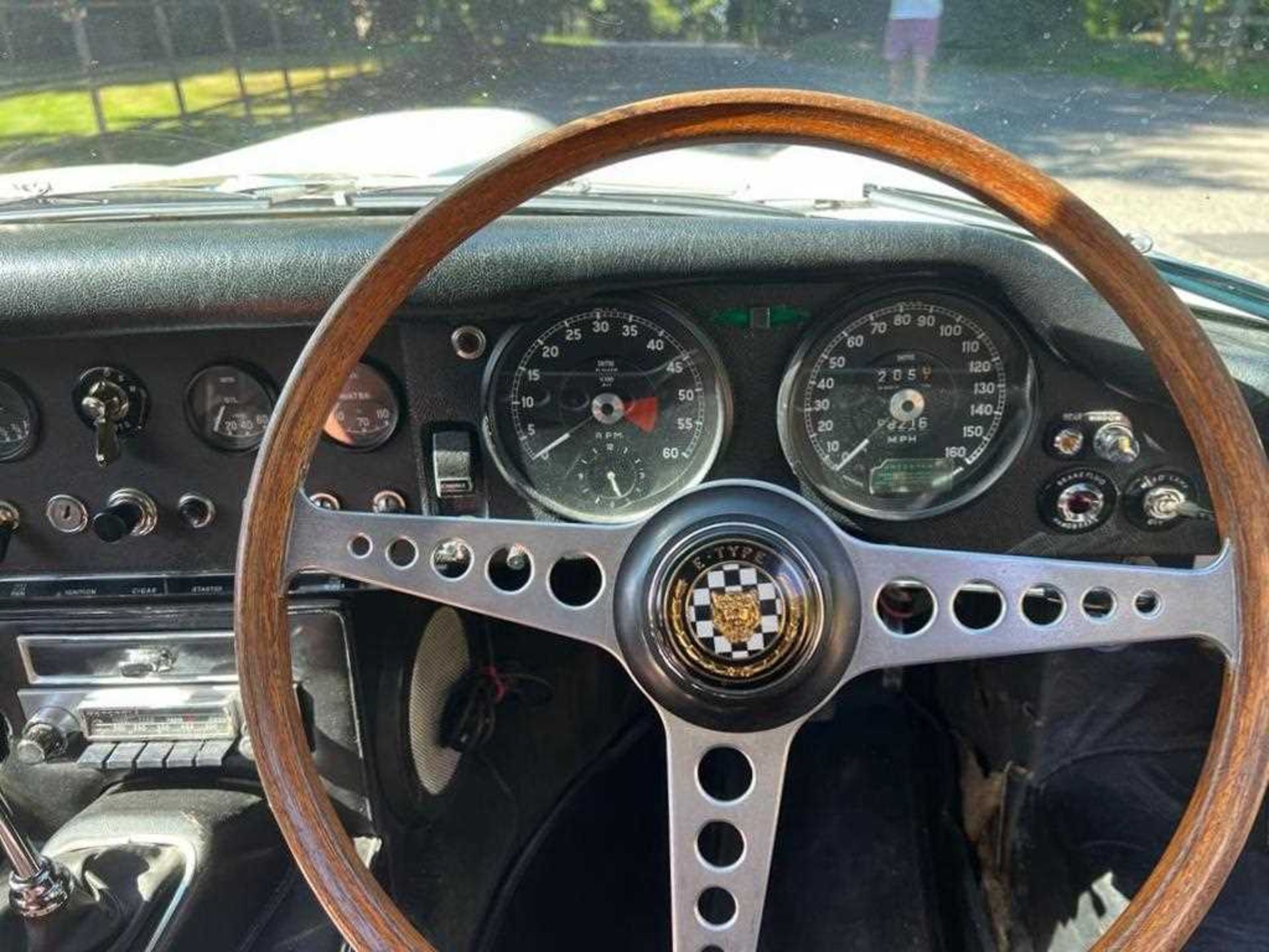 1968 Jaguar E-Type 4.2 Coupe Current ownership for more than 28 years - Image 14 of 24