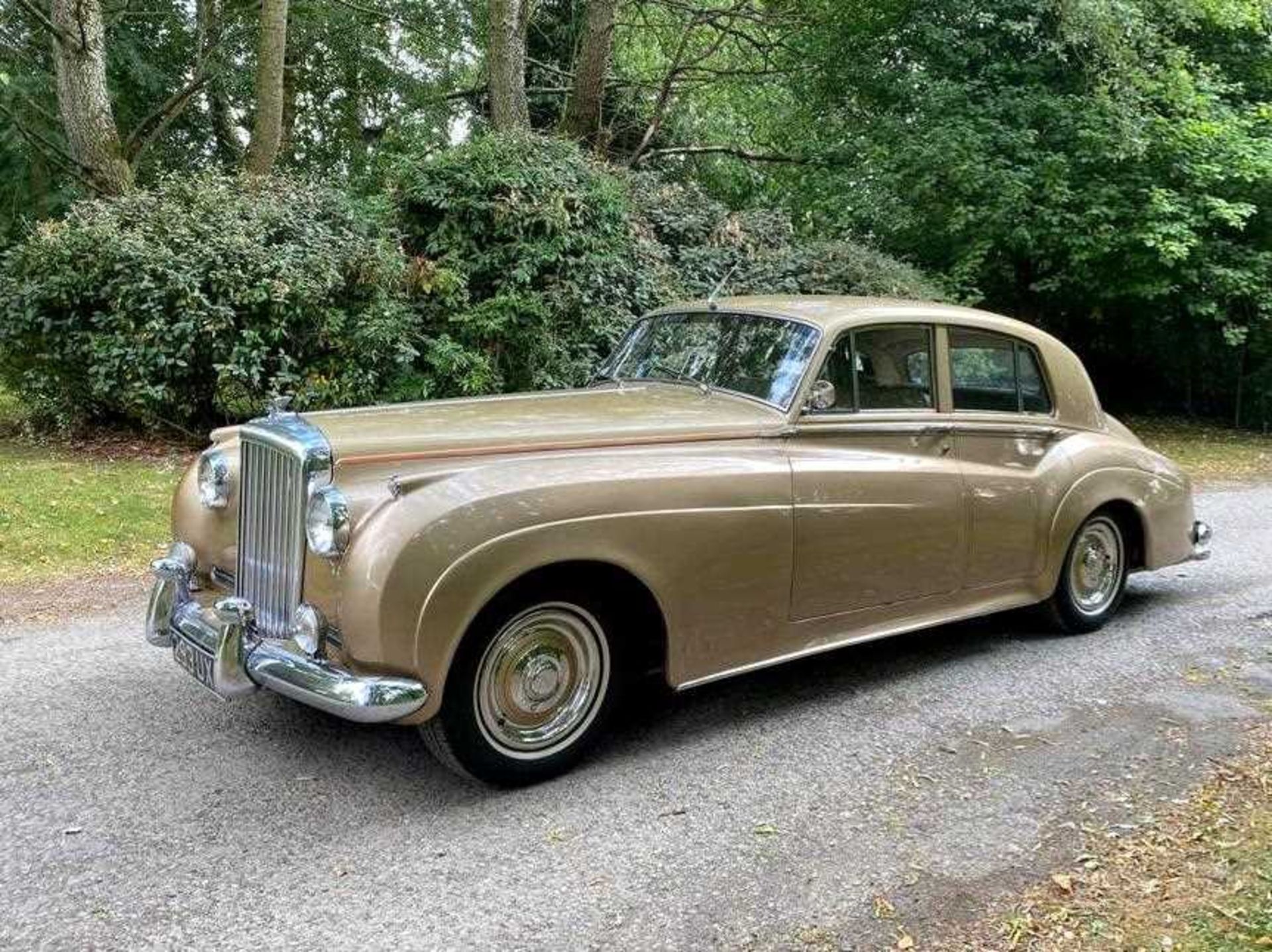 1962 Bentley S2 Low indicated mileage of just 29,000 and entered from long-term ownership - Image 6 of 36