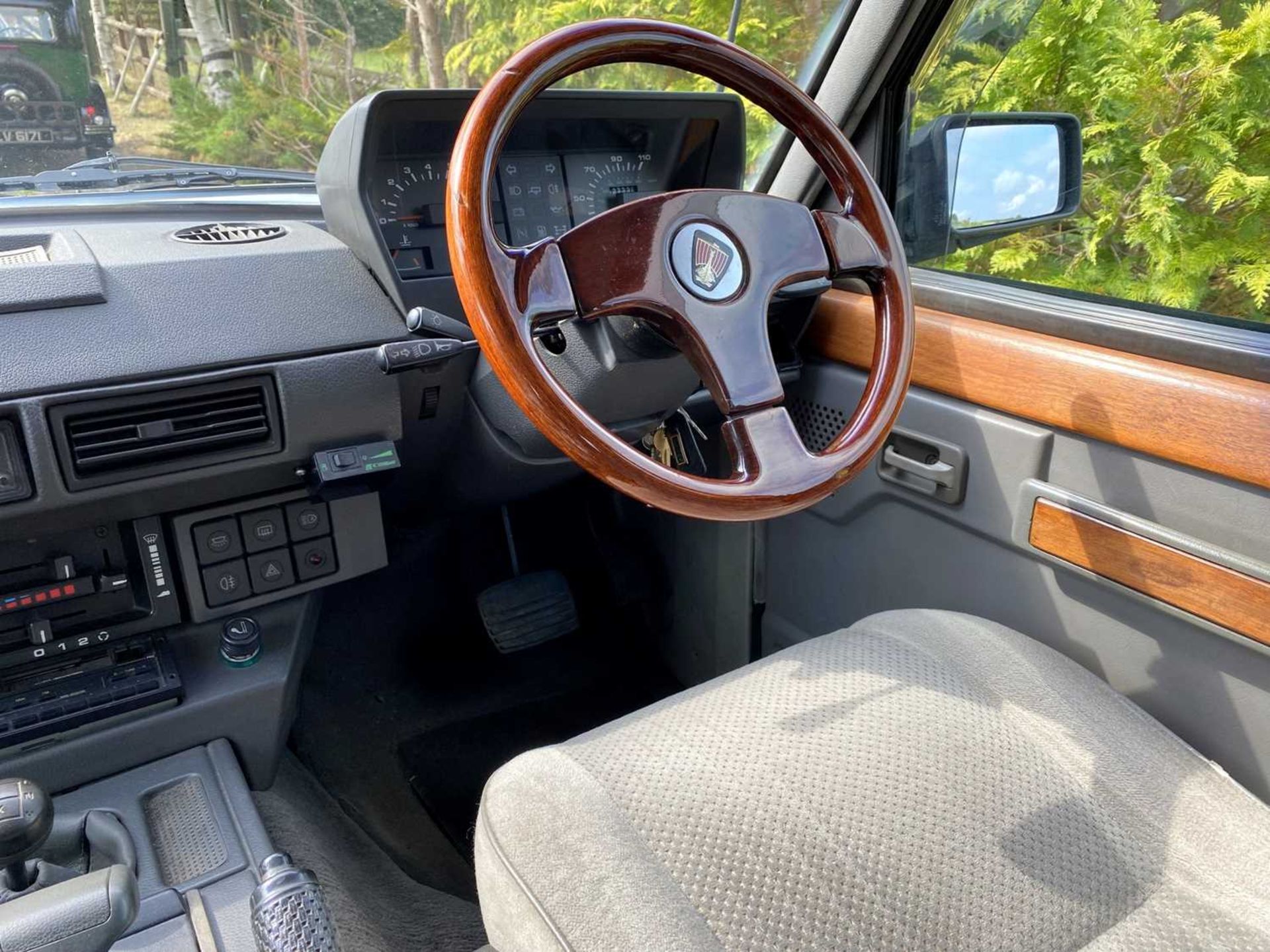 1985 Range Rover Vogue EFI Superbly presented with the benefit of a galvanised chassis - Image 36 of 46