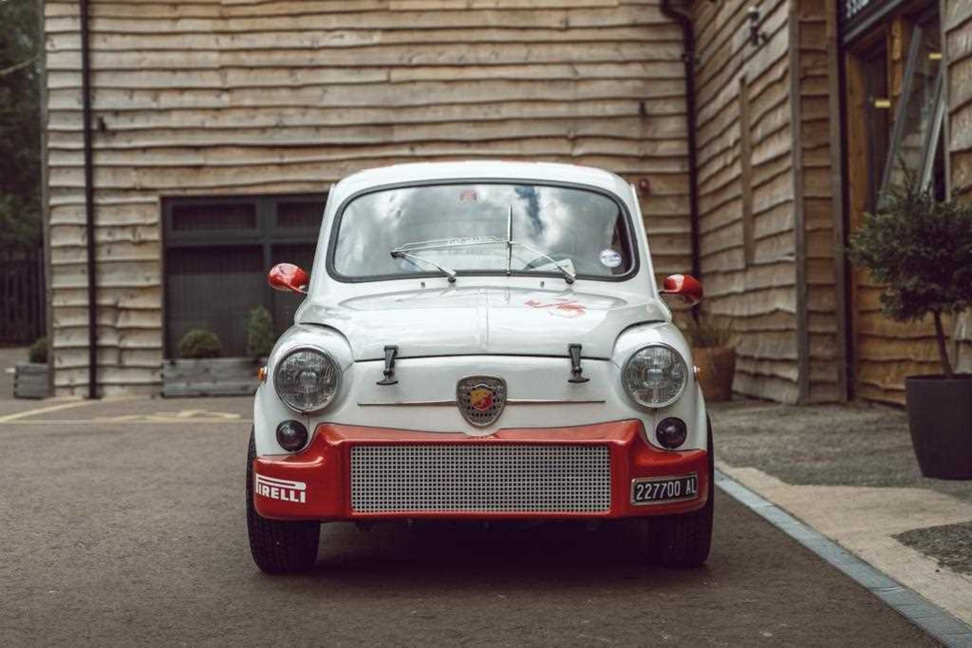 1967 Fiat Abarth 850 TC Tribute An exacting recreation of the 600D ‘Derivata’ racing cars of the 196 - Image 3 of 11