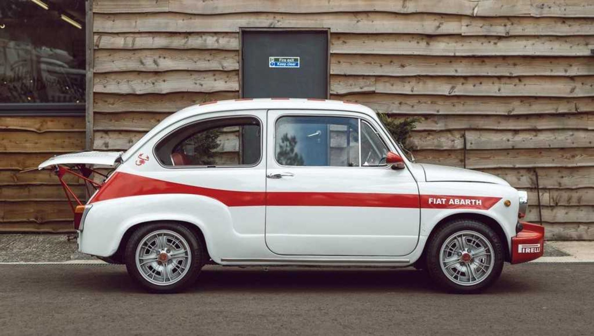 1967 Fiat Abarth 850 TC Tribute An exacting recreation of the 600D ‘Derivata’ racing cars of the 196 - Image 2 of 11