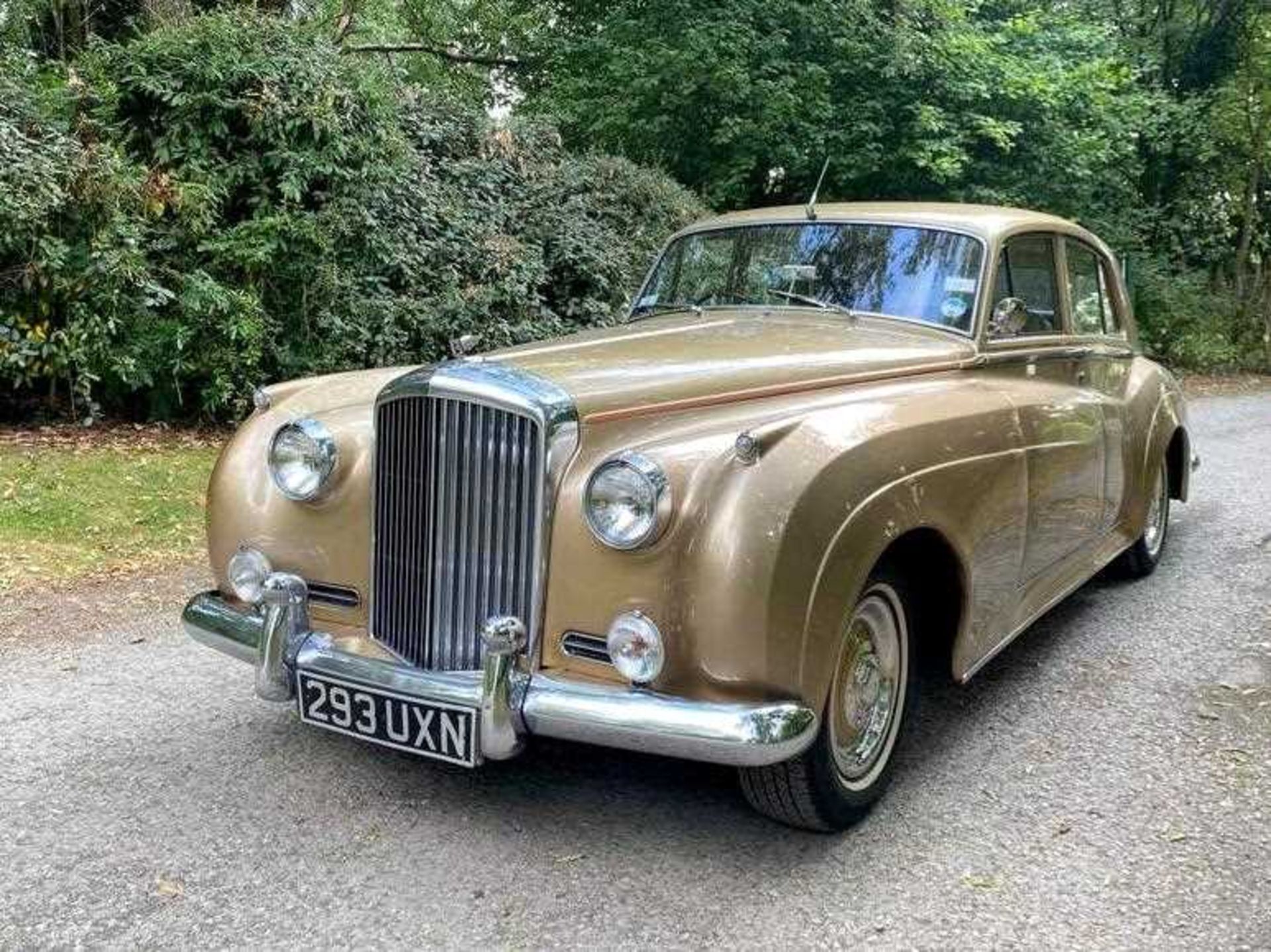 1962 Bentley S2 Low indicated mileage of just 29,000 and entered from long-term ownership - Image 4 of 36