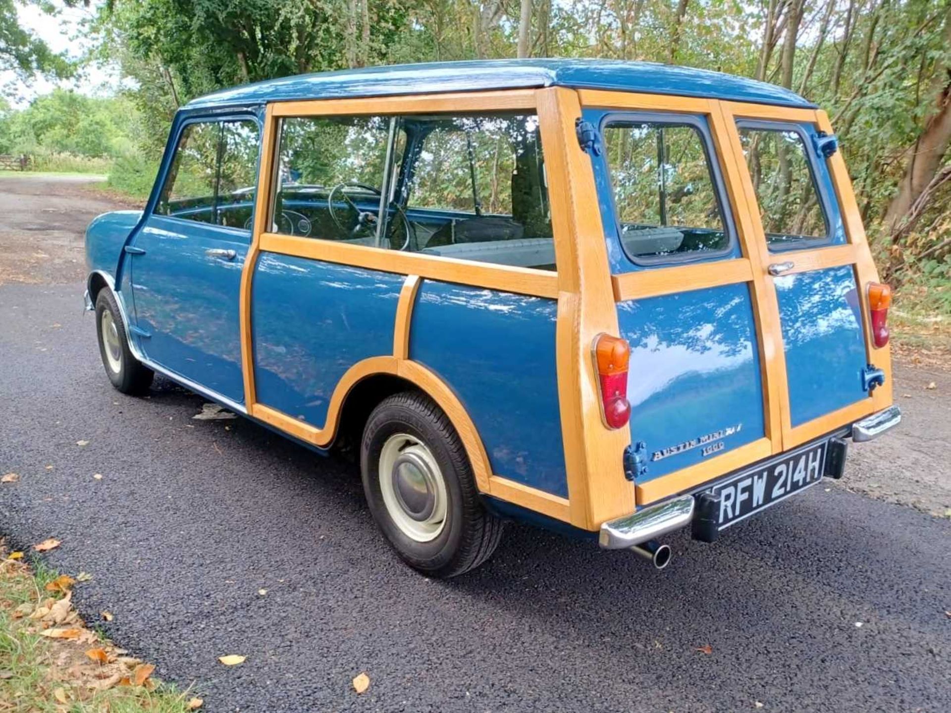 1970 Austin Mini Countryman Fully restored to concourse standard - Image 16 of 43