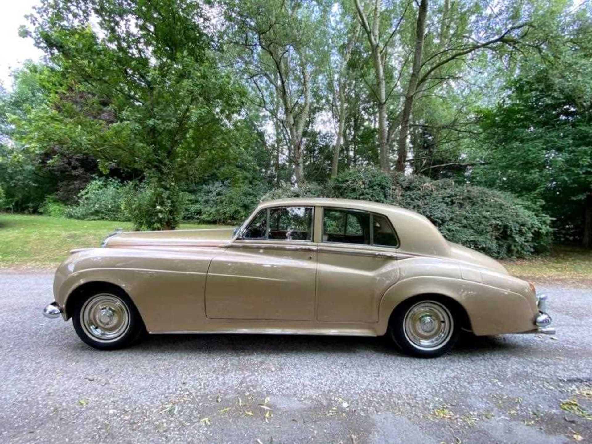 1962 Bentley S2 Low indicated mileage of just 29,000 and entered from long-term ownership - Image 8 of 36