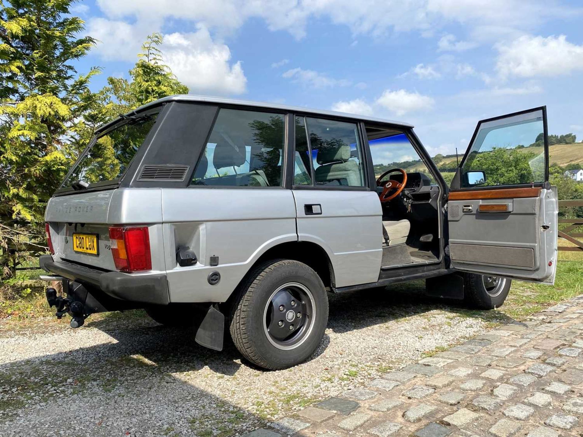 1985 Range Rover Vogue EFI Superbly presented with the benefit of a galvanised chassis - Image 23 of 46