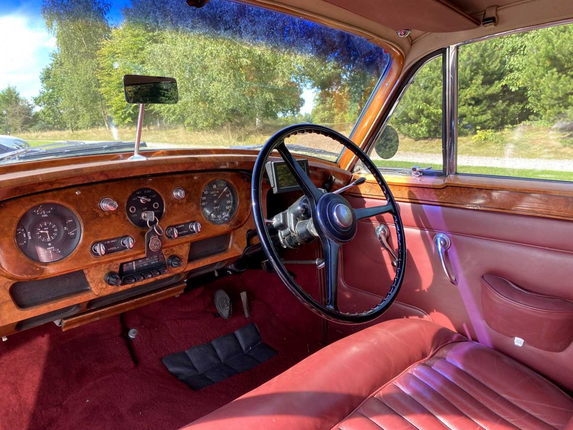 1958 Bentley S1 *** NO RESERVE *** The subject of a full respray and retrim in the last three years - Image 43 of 75