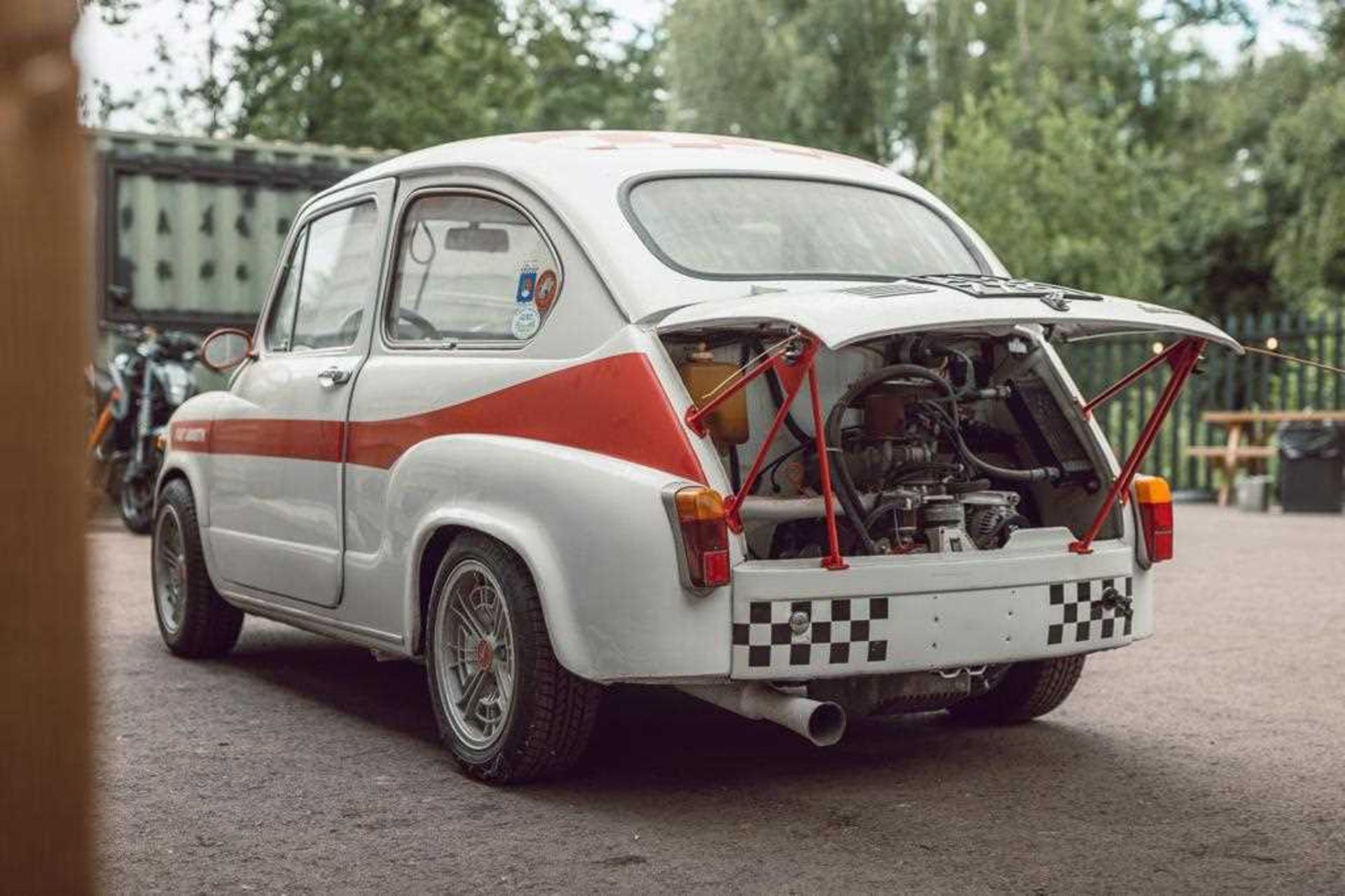 1967 Fiat Abarth 850 TC Tribute An exacting recreation of the 600D ‘Derivata’ racing cars of the 196 - Image 4 of 11