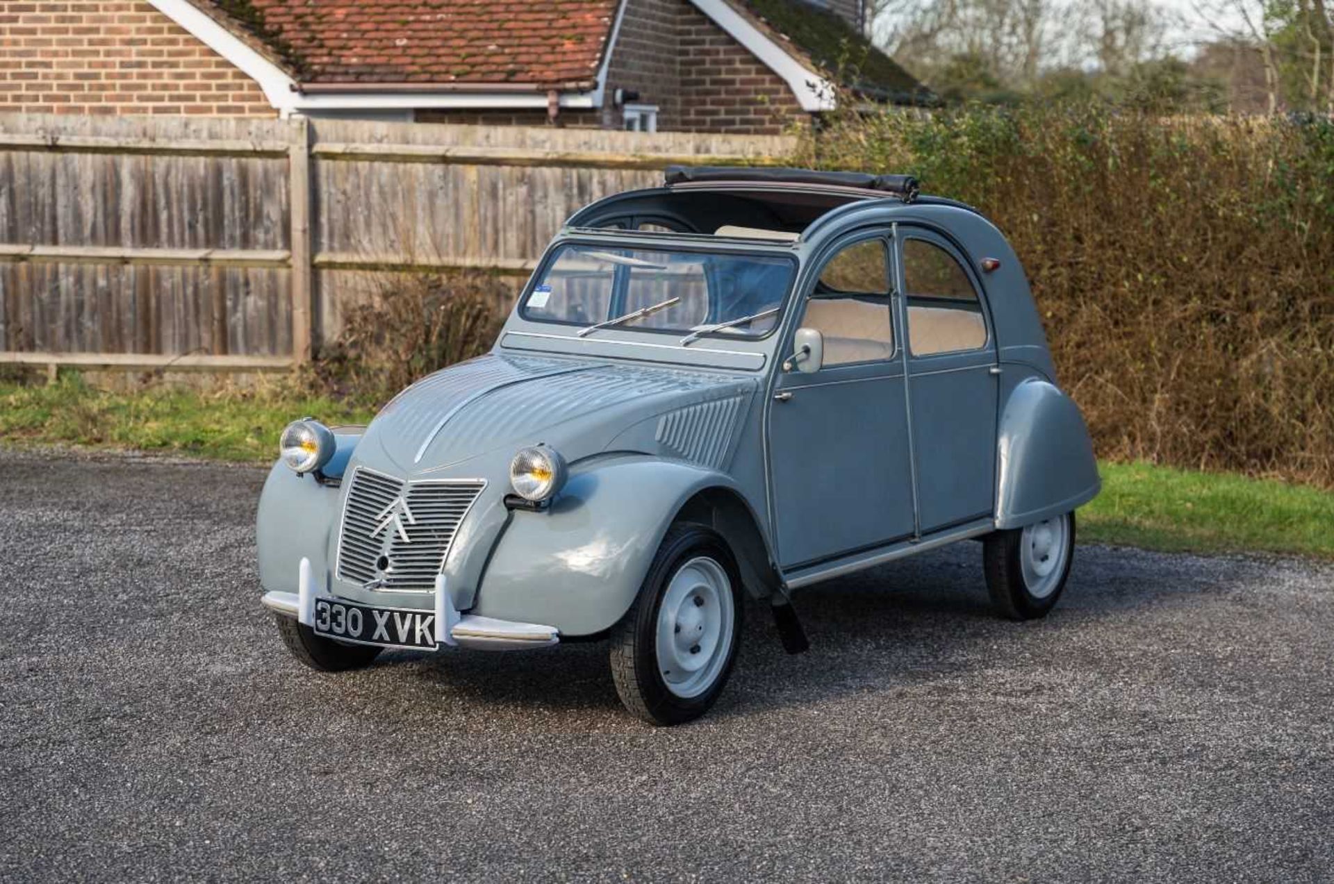 1958 Citroën 2CV AZL A rare, early example, with sought-after 'ripple bonnet' - Image 4 of 77