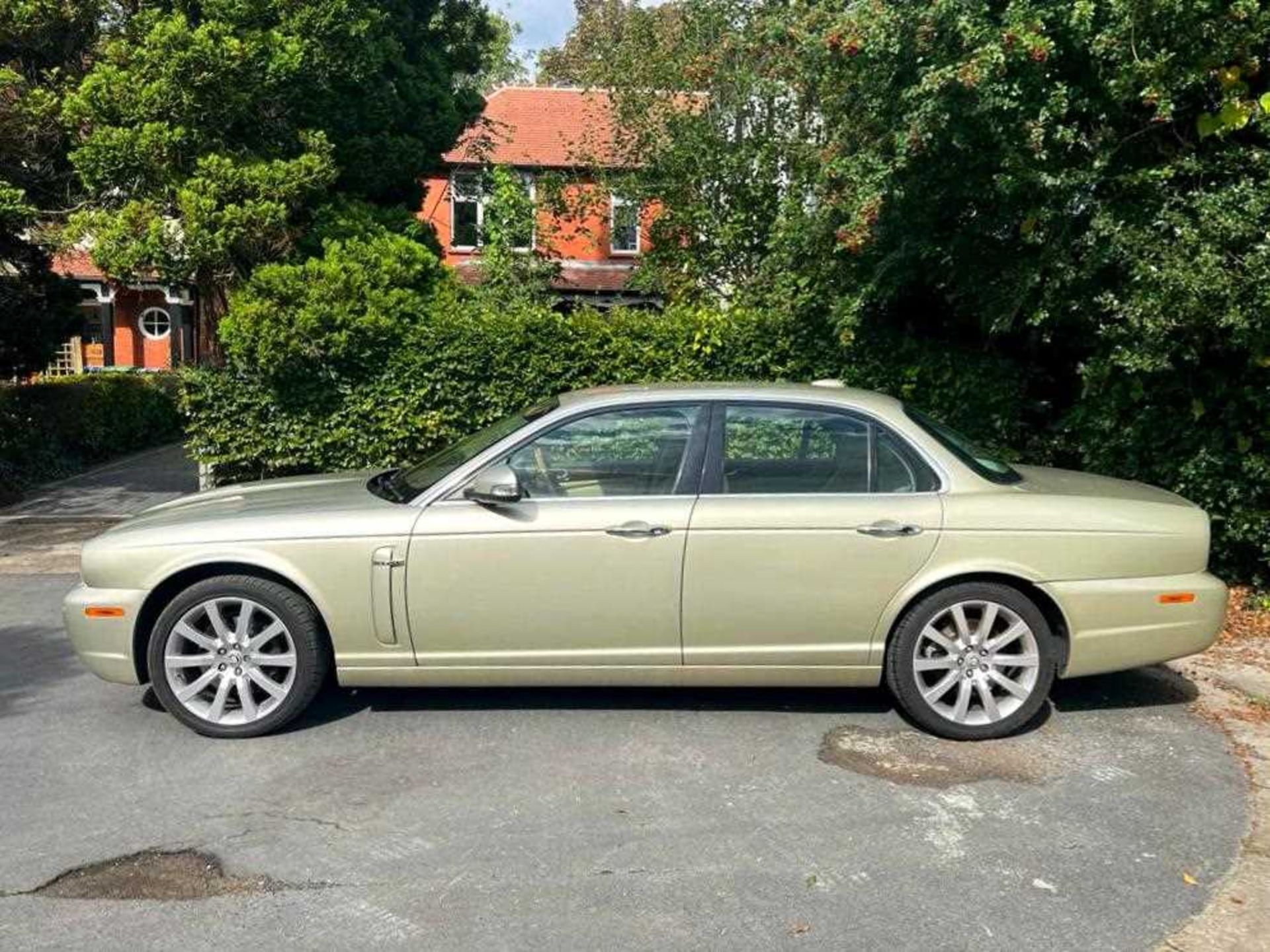 2007 Jaguar XJ Executive - Image 6 of 24