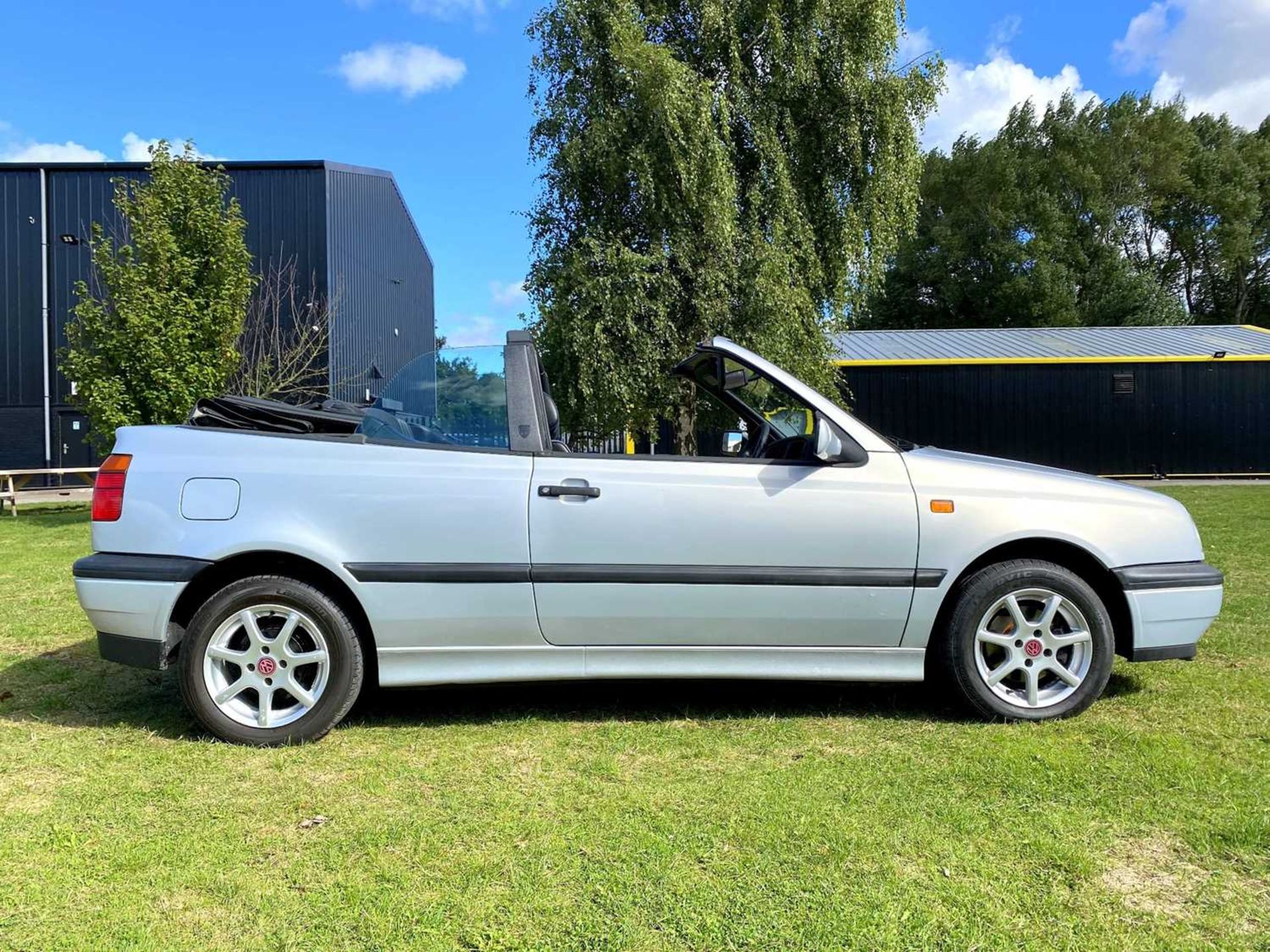 1995 Volkswagen Golf Cabriolet *** NO RESERVE *** - Image 13 of 66