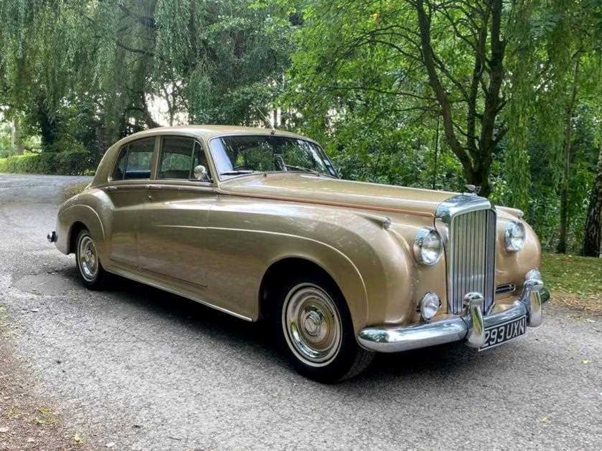 1962 Bentley S2 Low indicated mileage of just 29,000 and entered from long-term ownership - Image 5 of 36