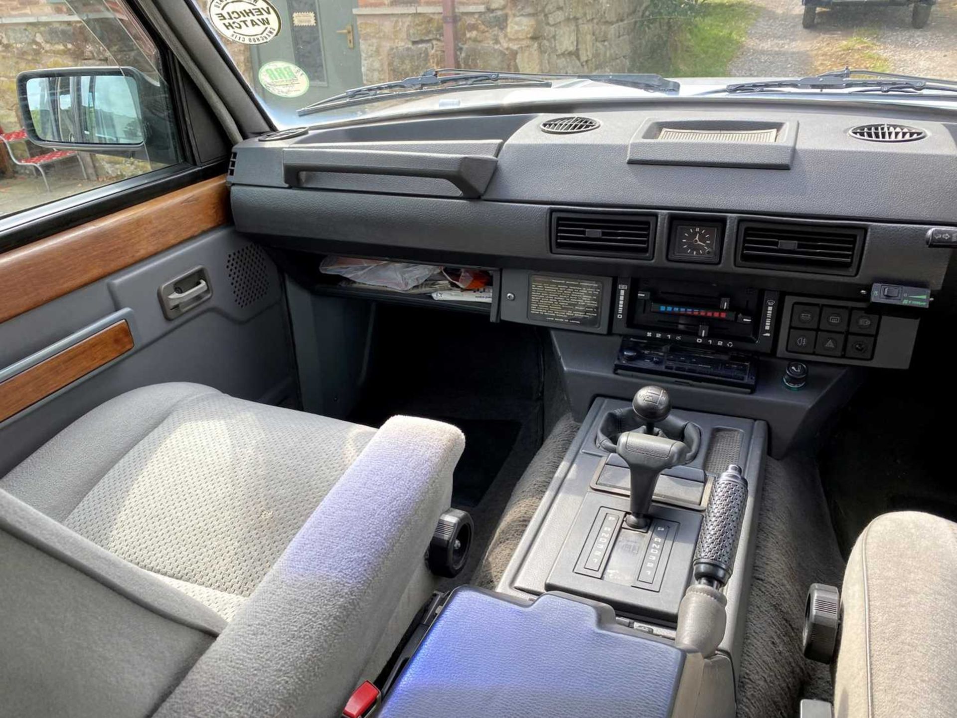 1985 Range Rover Vogue EFI Superbly presented with the benefit of a galvanised chassis - Image 38 of 46