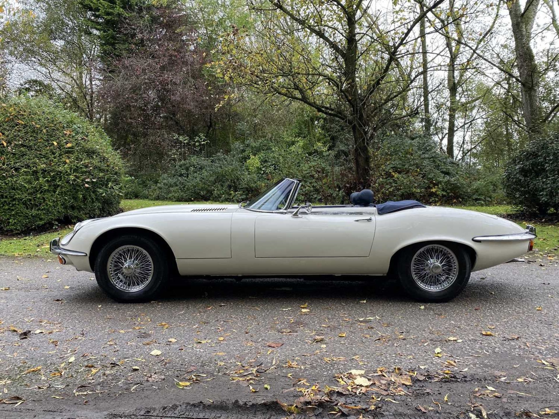 1973 Jaguar E-Type V12 Roadster As seen in Only Fools and Horses - Image 18 of 105