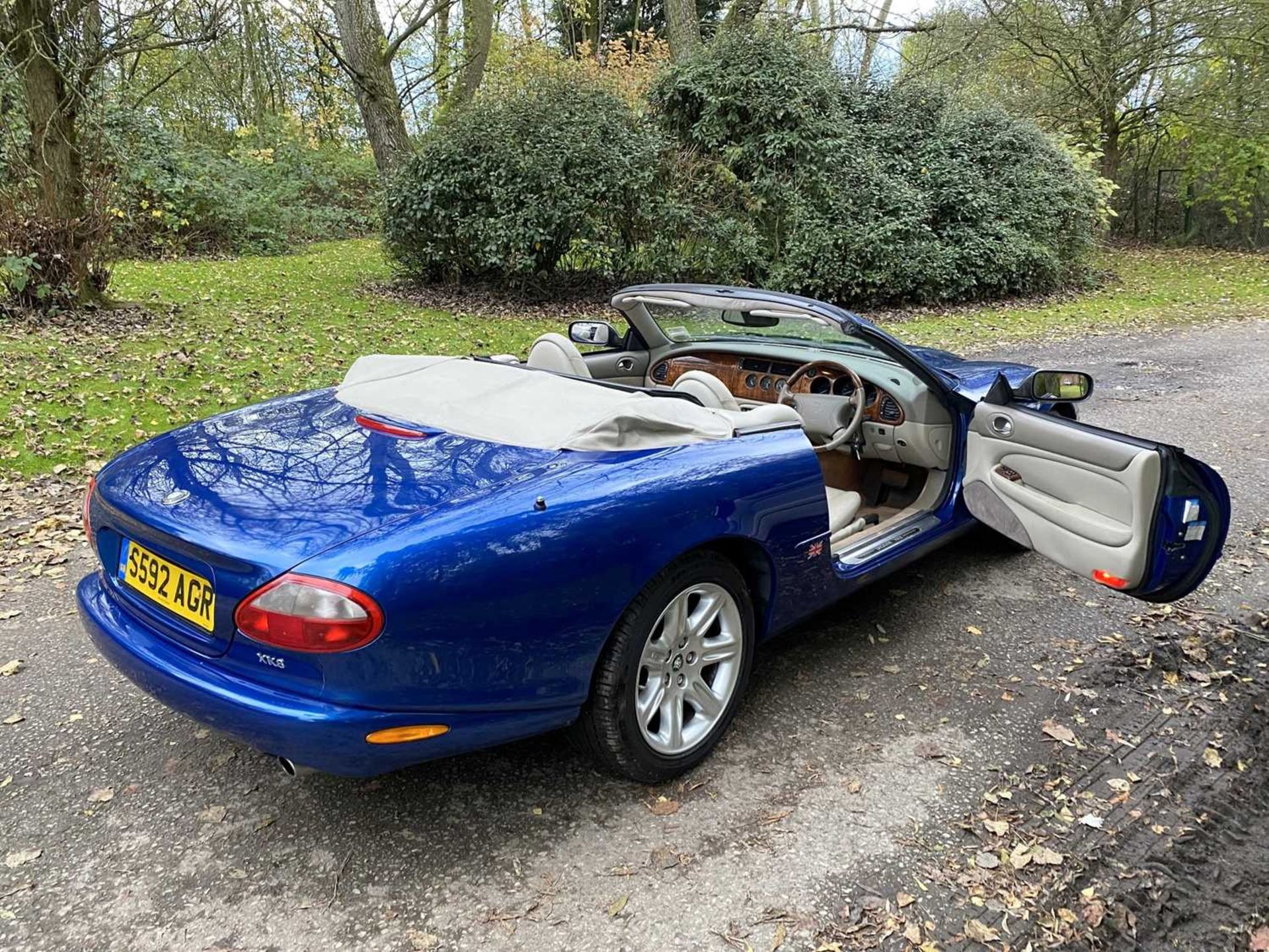 1998 Jaguar XK8 Convertible *** NO RESERVE *** - Image 36 of 100