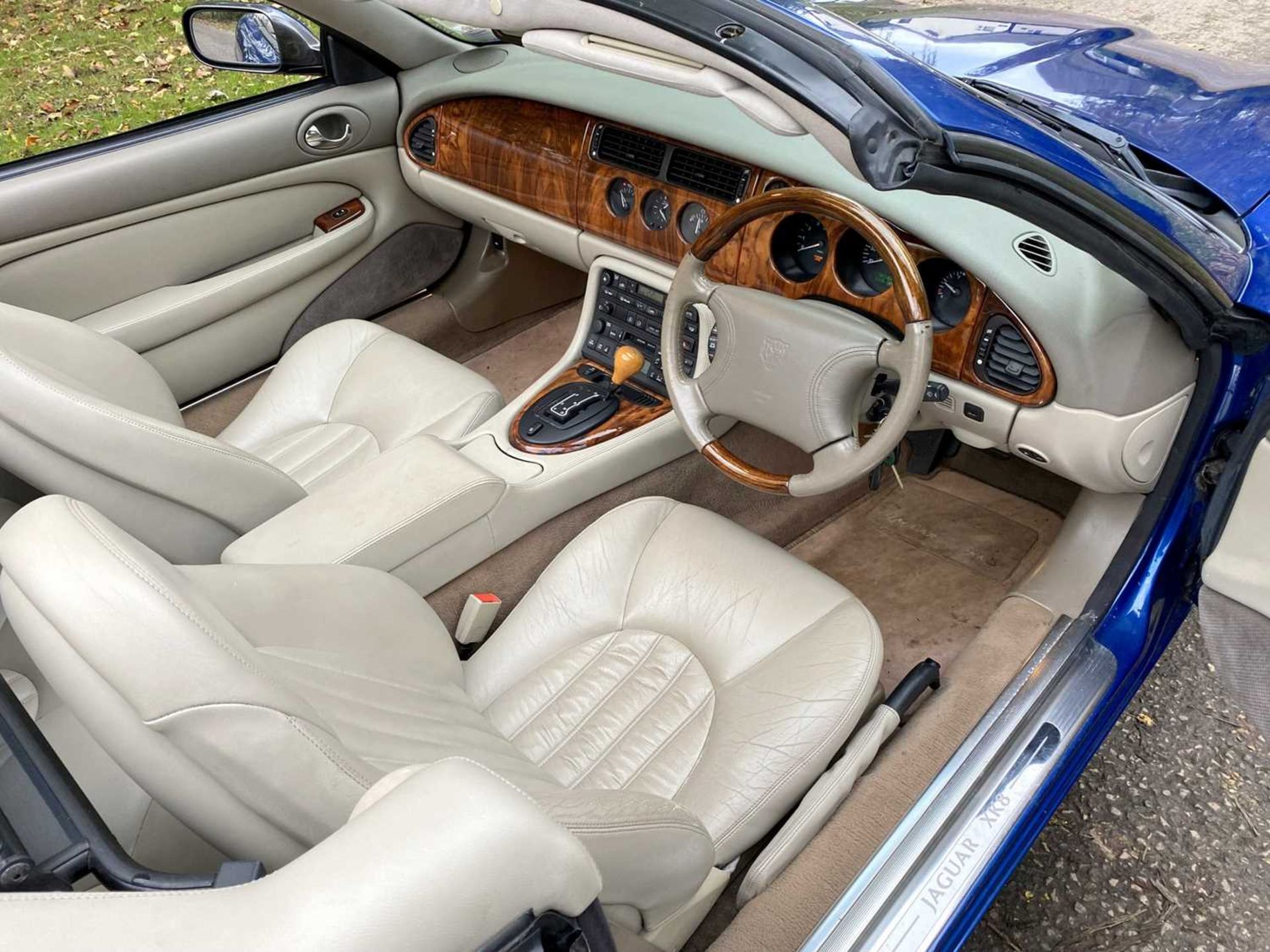 1998 Jaguar XK8 Convertible *** NO RESERVE *** - Image 44 of 100