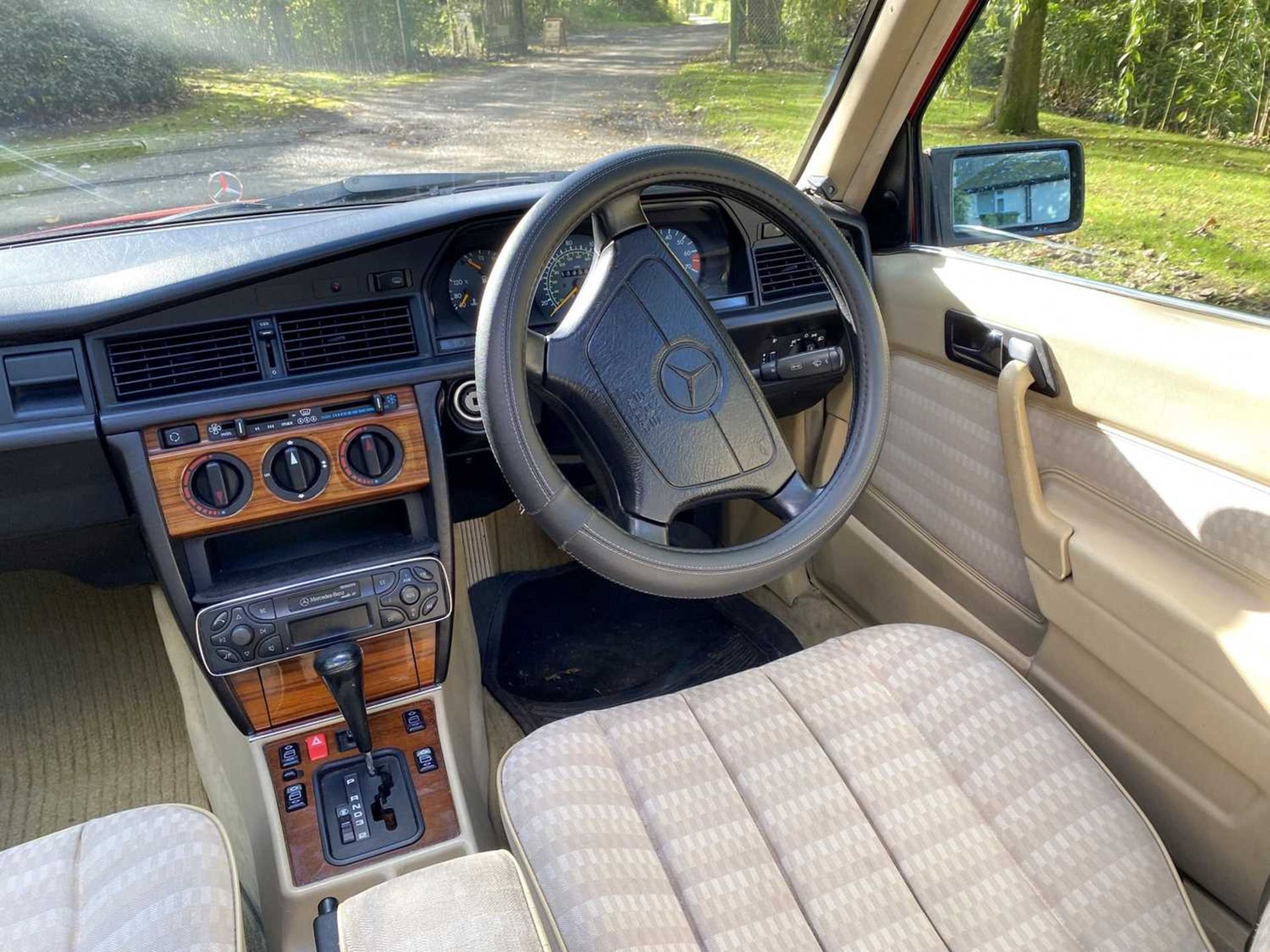 1993 Mercedes-Benz 190E 2.6L - Image 35 of 92