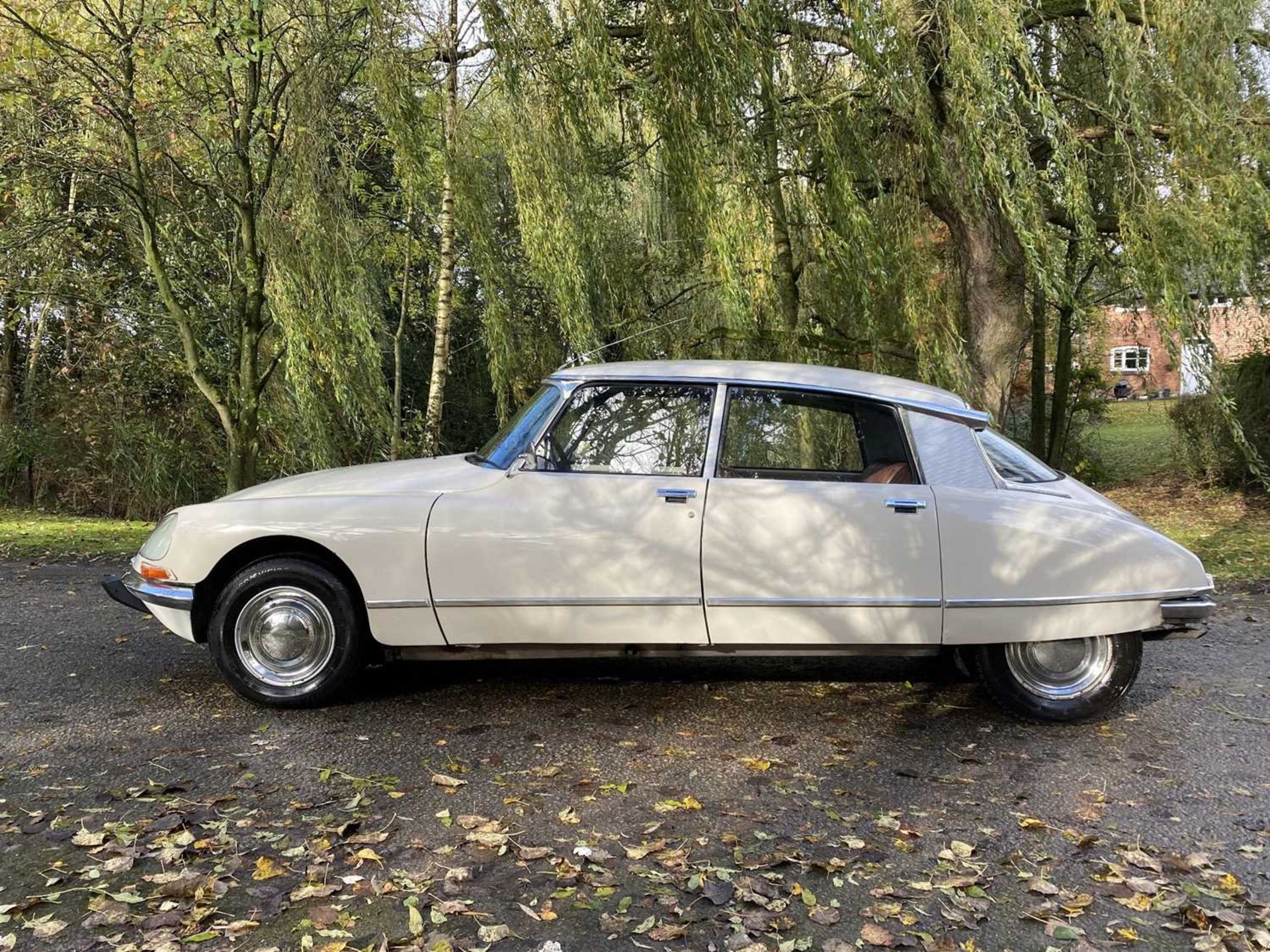 1971 Citroën DS21 Recently completed a 2,000 mile European grand tour - Image 12 of 100