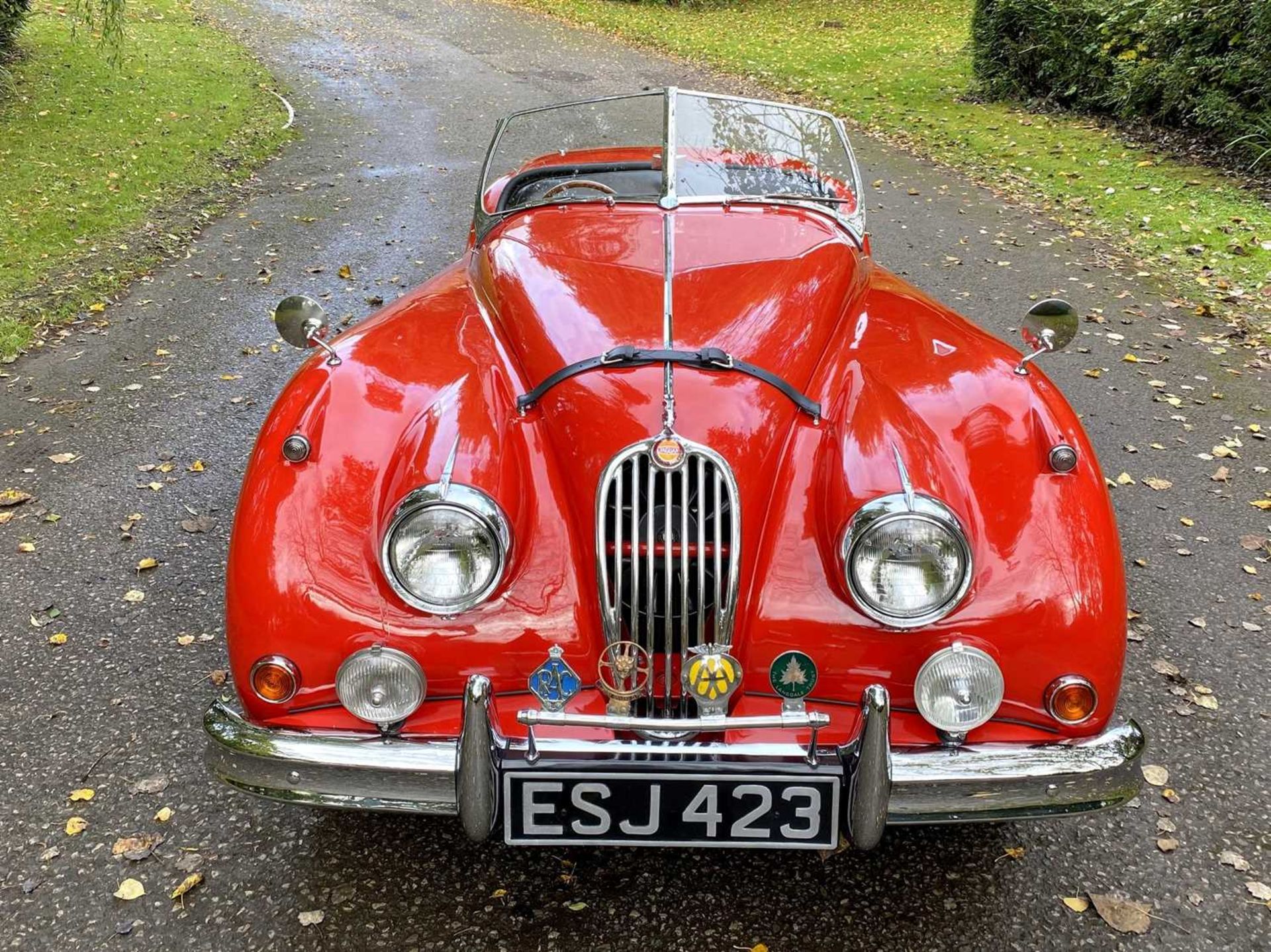 1956 Jaguar XK140 SE Roadster A matching-numbers, restored 'Special Equipment' roadster. - Image 17 of 98