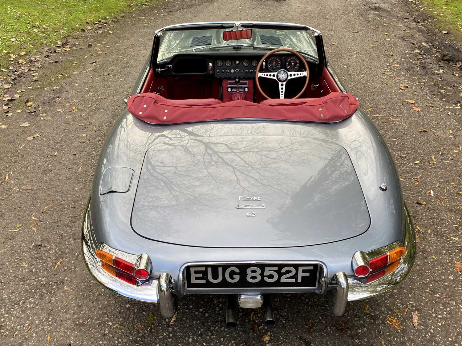 1967 Jaguar E-Type 4.2 Roadster The subject of a comprehensive restoration and just 424 miles since - Image 30 of 100