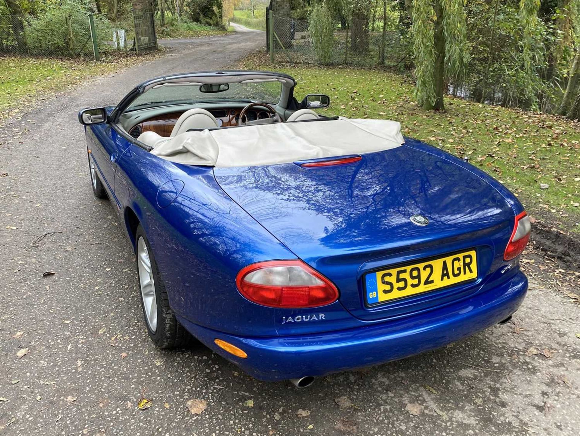 1998 Jaguar XK8 Convertible *** NO RESERVE *** - Image 29 of 100