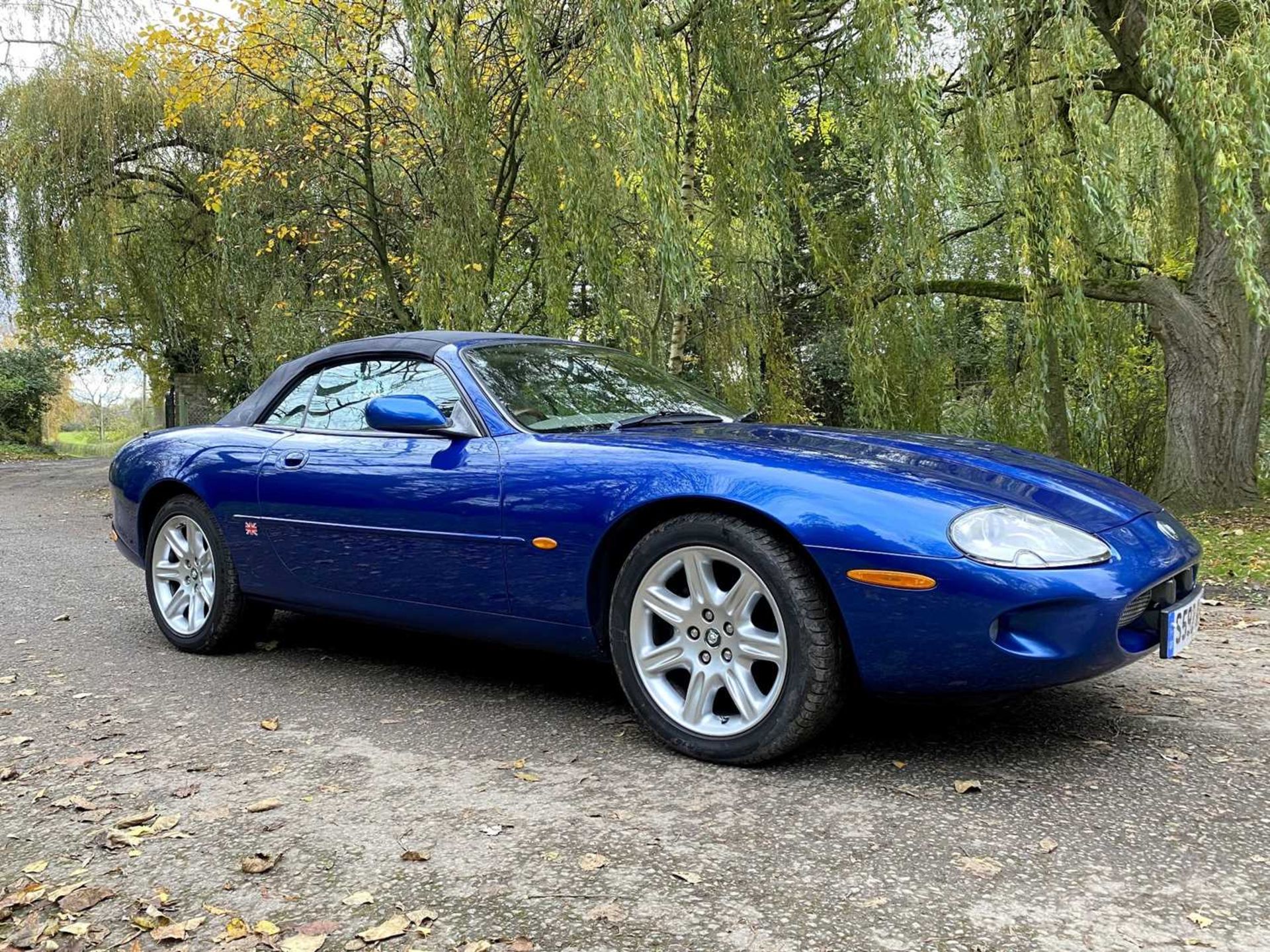 1998 Jaguar XK8 Convertible *** NO RESERVE *** - Image 7 of 100