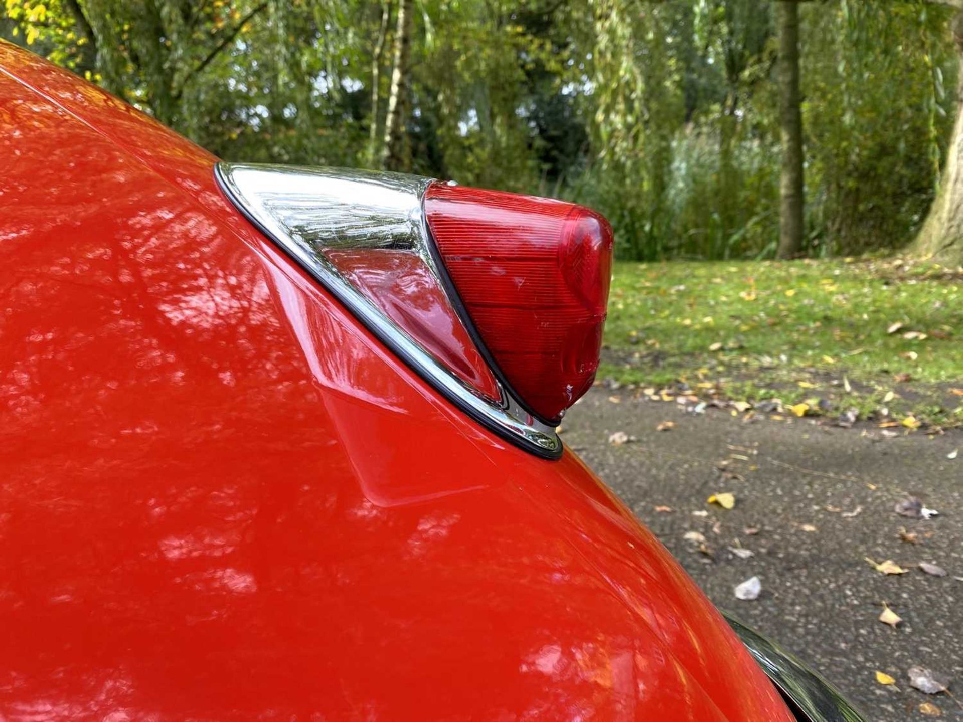 1956 Jaguar XK140 SE Roadster A matching-numbers, restored 'Special Equipment' roadster. - Image 81 of 98