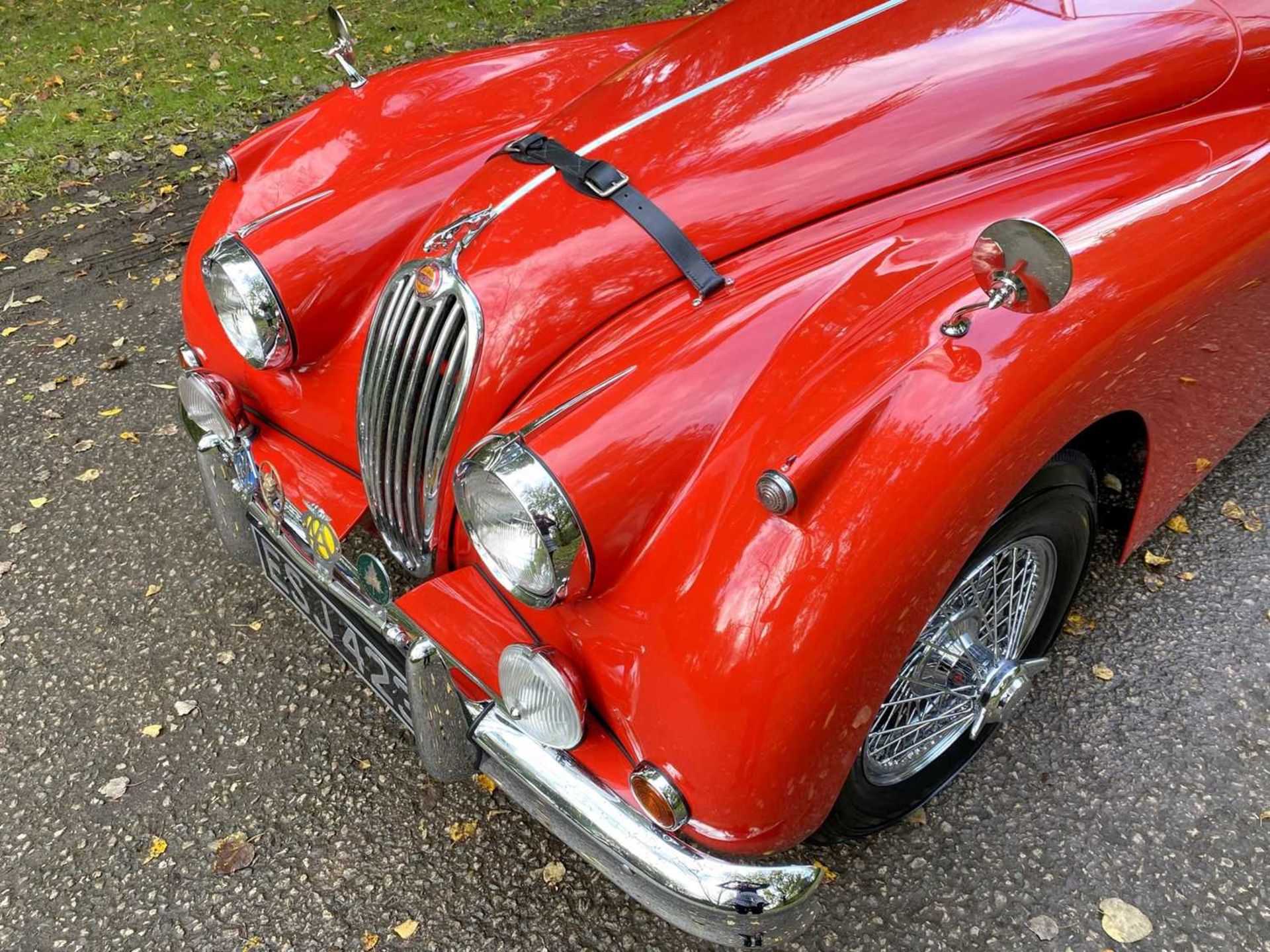 1956 Jaguar XK140 SE Roadster A matching-numbers, restored 'Special Equipment' roadster. - Image 74 of 98