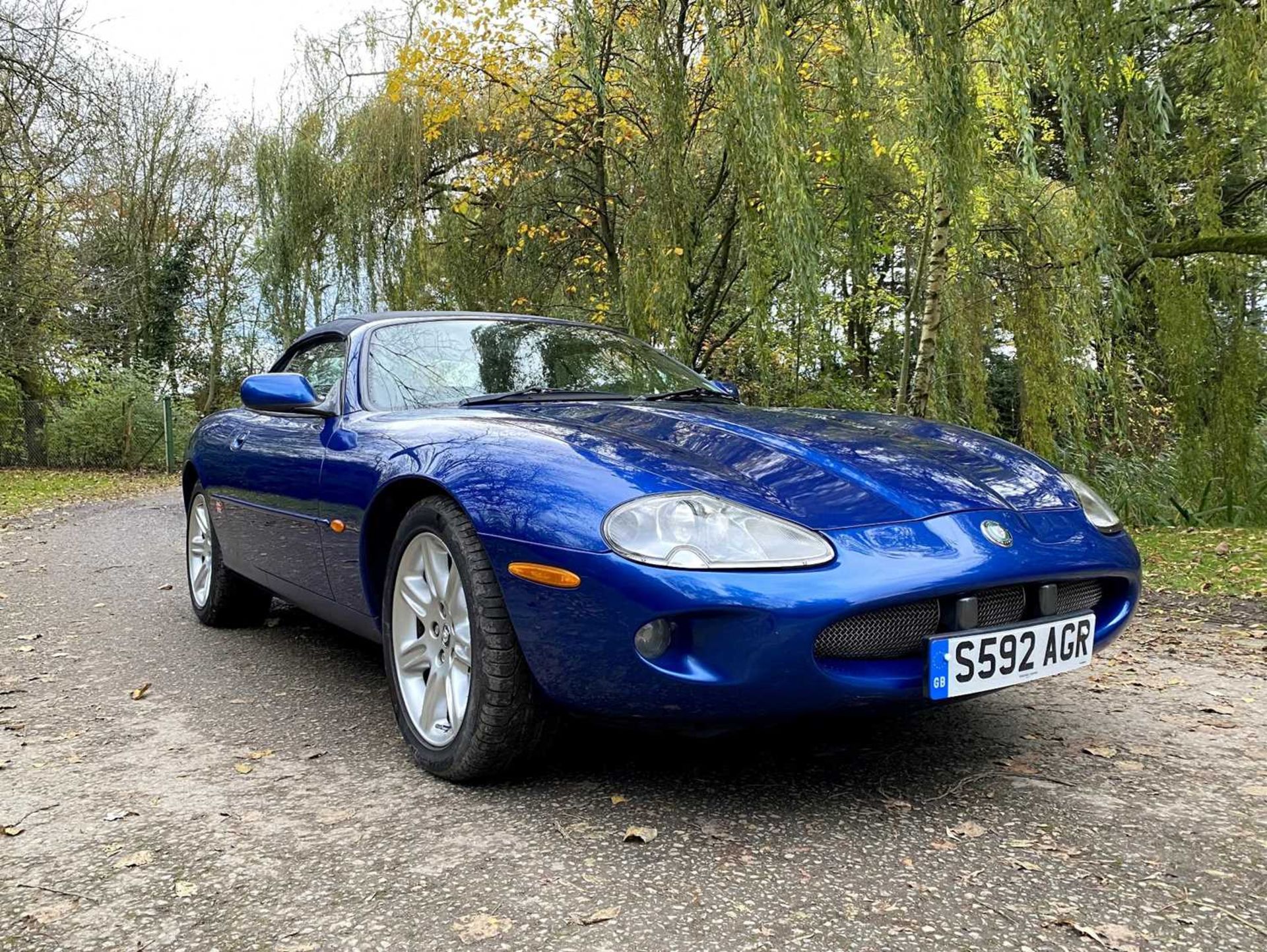 1998 Jaguar XK8 Convertible *** NO RESERVE *** - Image 3 of 100